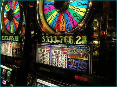 ... : Игровые автоматы в онлайн казино