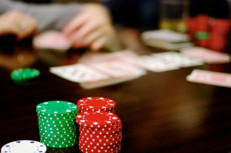 как играть в техасский покер , правила ...